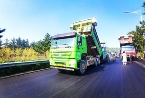 S201威東線（機場路）路段，預計10月20日路面主體完工